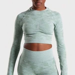 Gymshark Camo Seamless Long-sleeve Crop Top